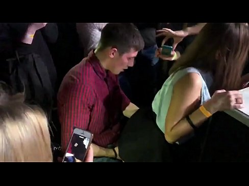 ❤️ एक रूसी नाइट क्लब मा वास्तविक सेक्स। 18 वर्षीया रूसी युवतीले एक नाइट क्लबमा गुदद्वार र योनीमा चुदाइ हामी मा  ❌❤